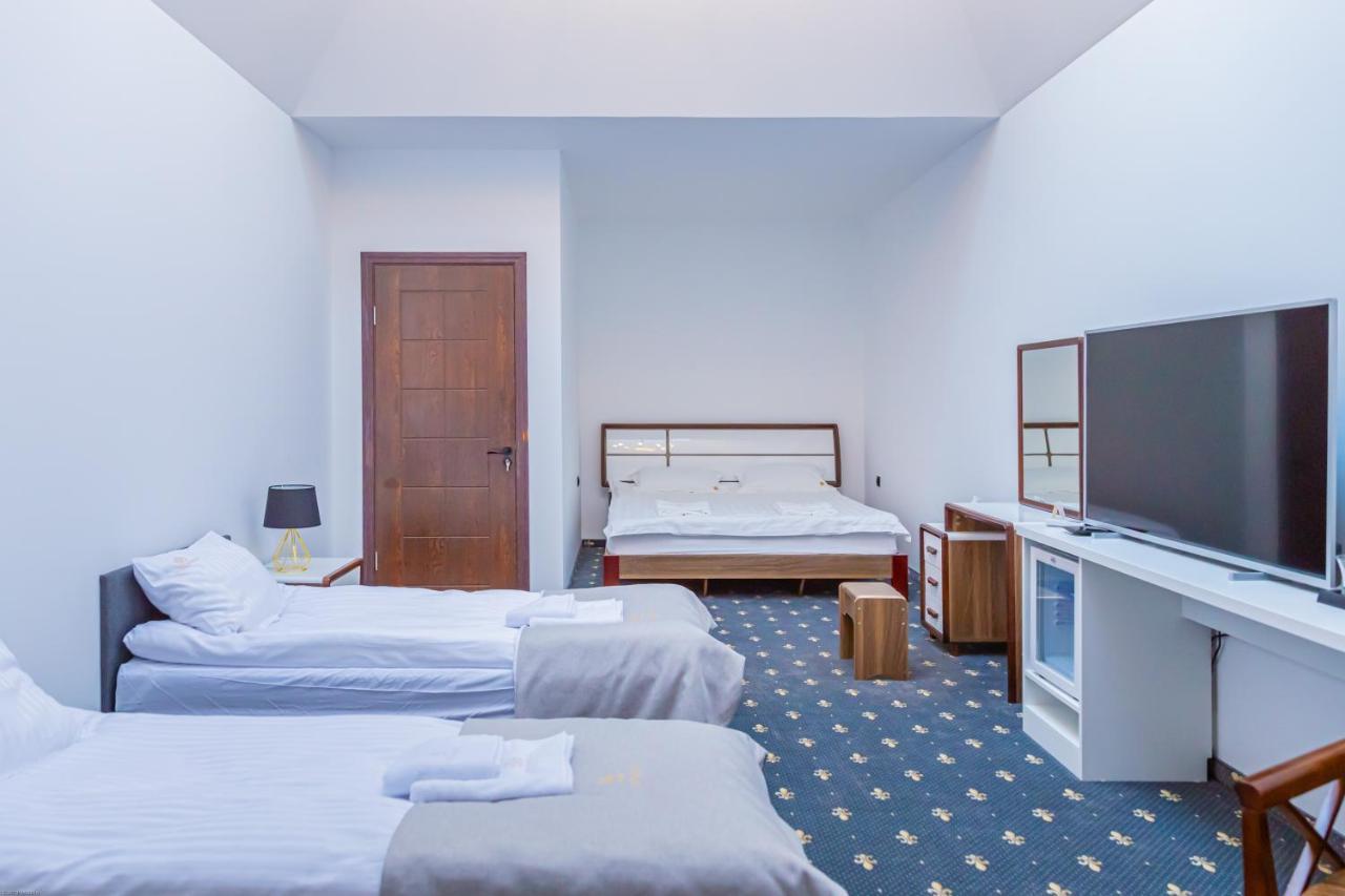 Magnolia Hotel Kutno Ngoại thất bức ảnh